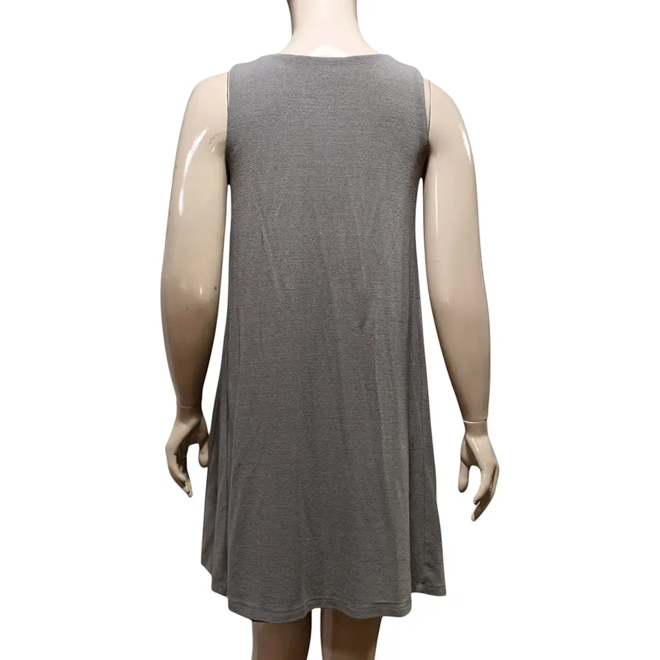 Vestido Holgado Sin Mangas Corte Evasé - Talla M 6