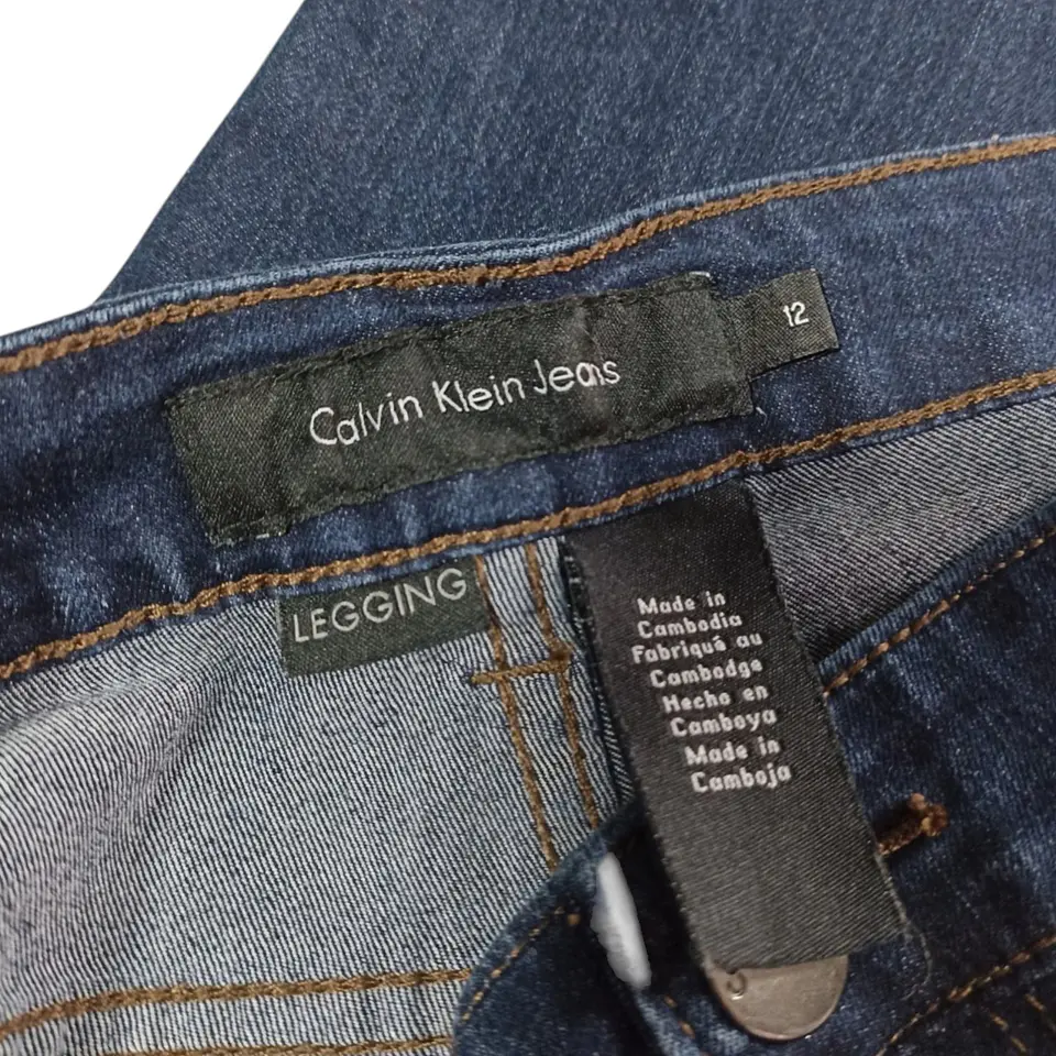 Legging Calvin Klein Jeans Para Mujer Talla 42 - 44  6