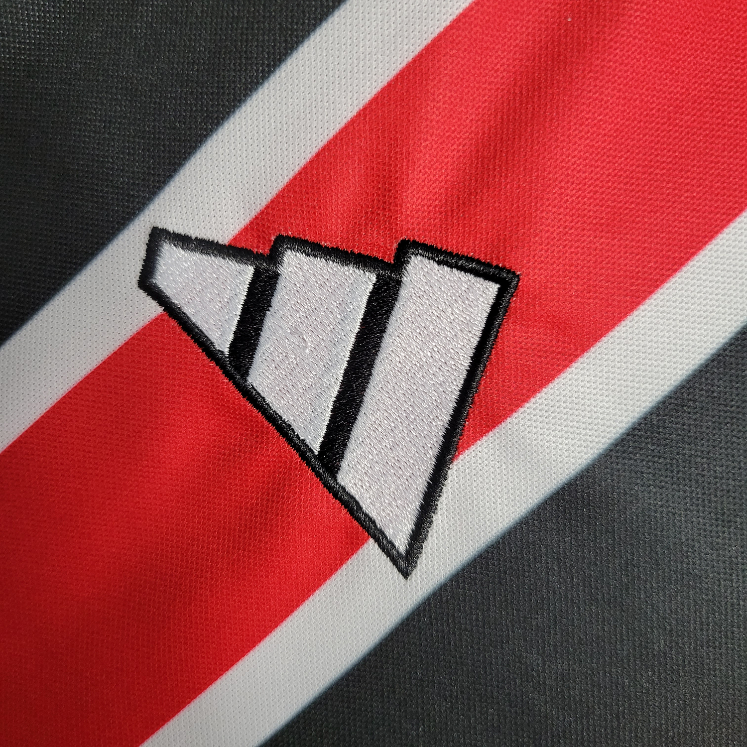 SÃO PAULO AWAY 23/24 MASCULINA 5