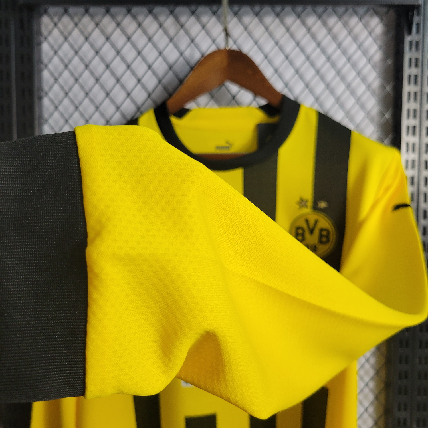 BORUSSIA DORTMUND HOME 22-23 MANGA LONGA 4