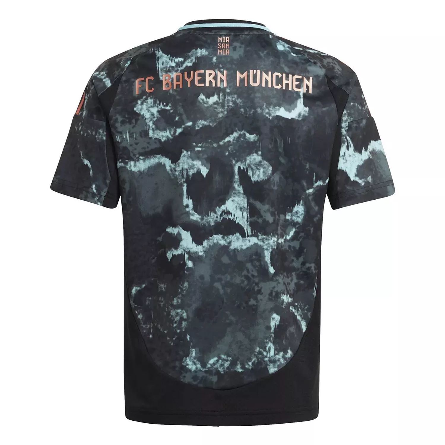 BAYERN MUNIQUE AWAY KIT 24-25 PRETA 2