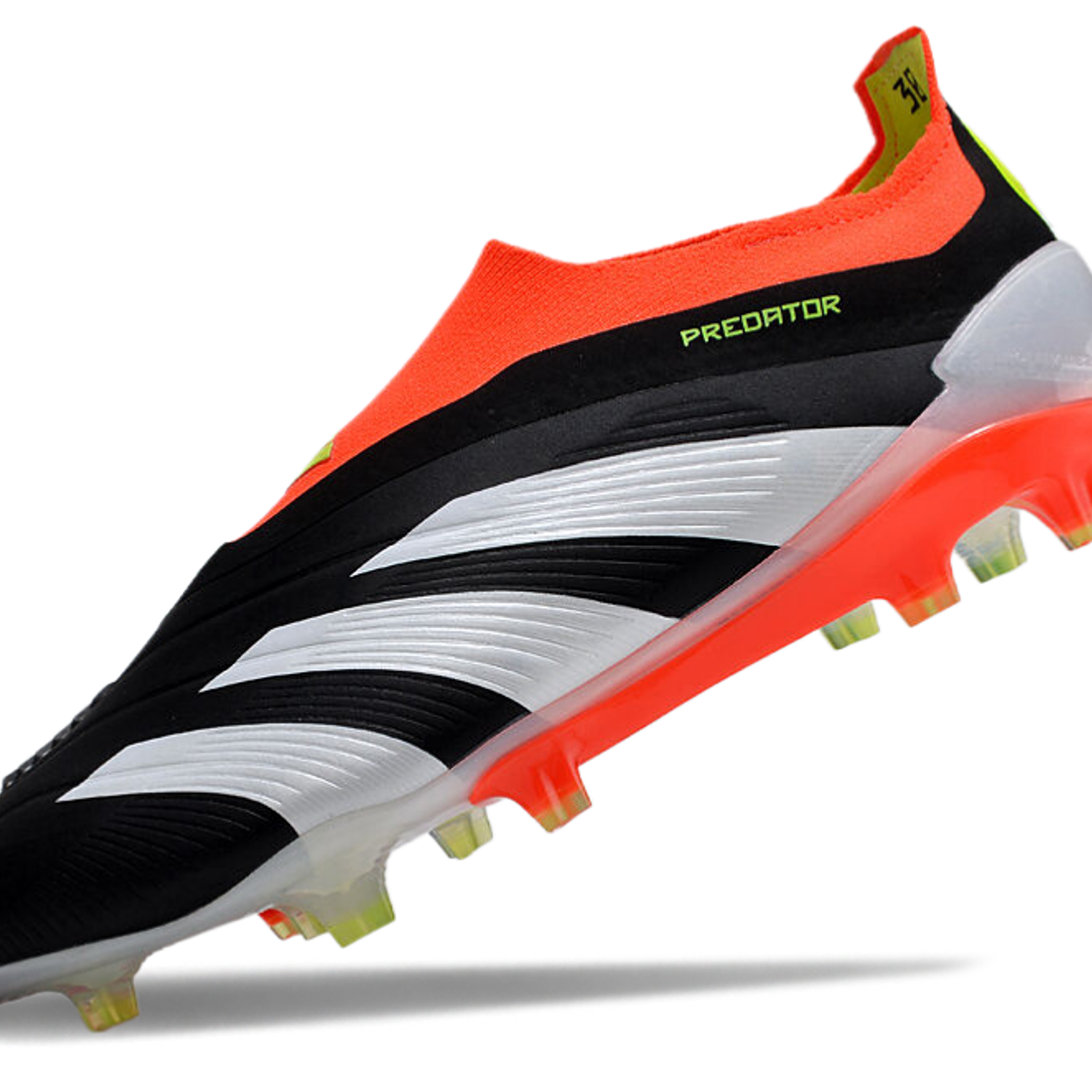 Adidas Predator  ELITE LACELESS BOOTS FG Preta e Branca 2