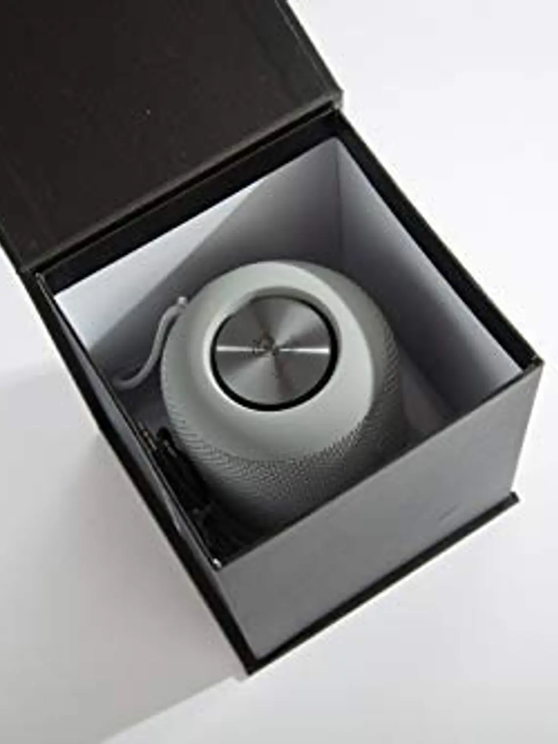 Parlante Bluetooth Lenyes S803 IPX5 Resistente al Agua con Sonido HD y 18 Horas de Batería 3