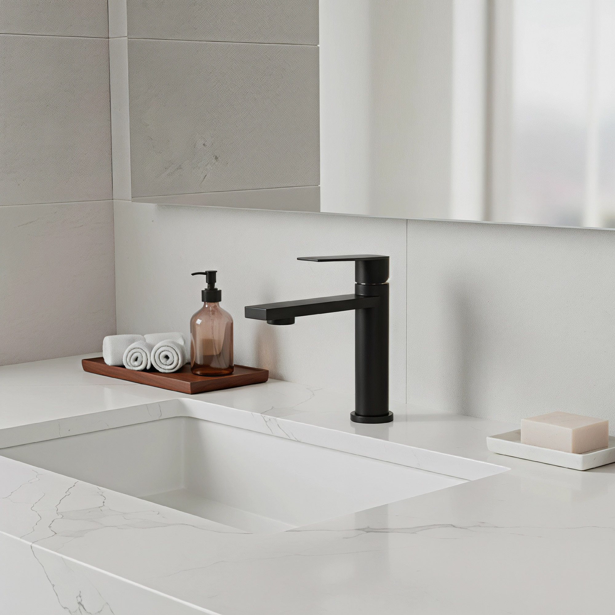 Griferia Lavamanos Baja Agua Fria Negra Argon Negra