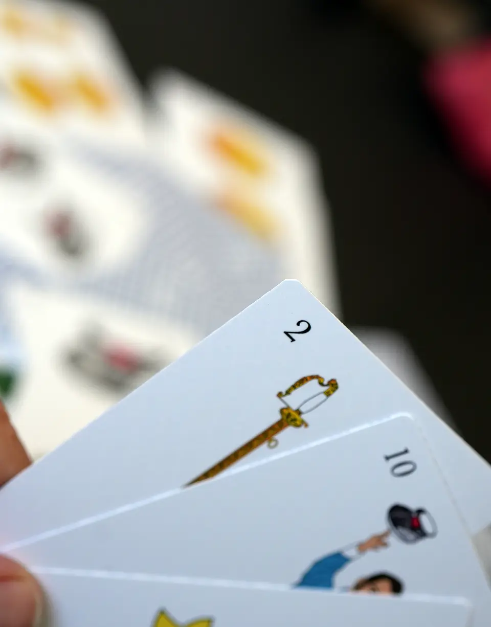 CARTAS ESPAÑOLAS? - PLAY CARD 4