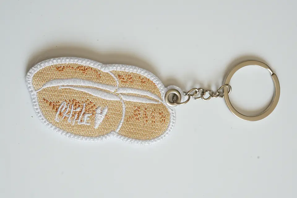 CHILEAN FOOD - KEY CHAIN 8