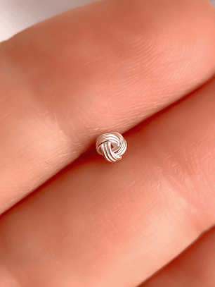 Aro Tornillo Solitario Nudo (UNIDAD)