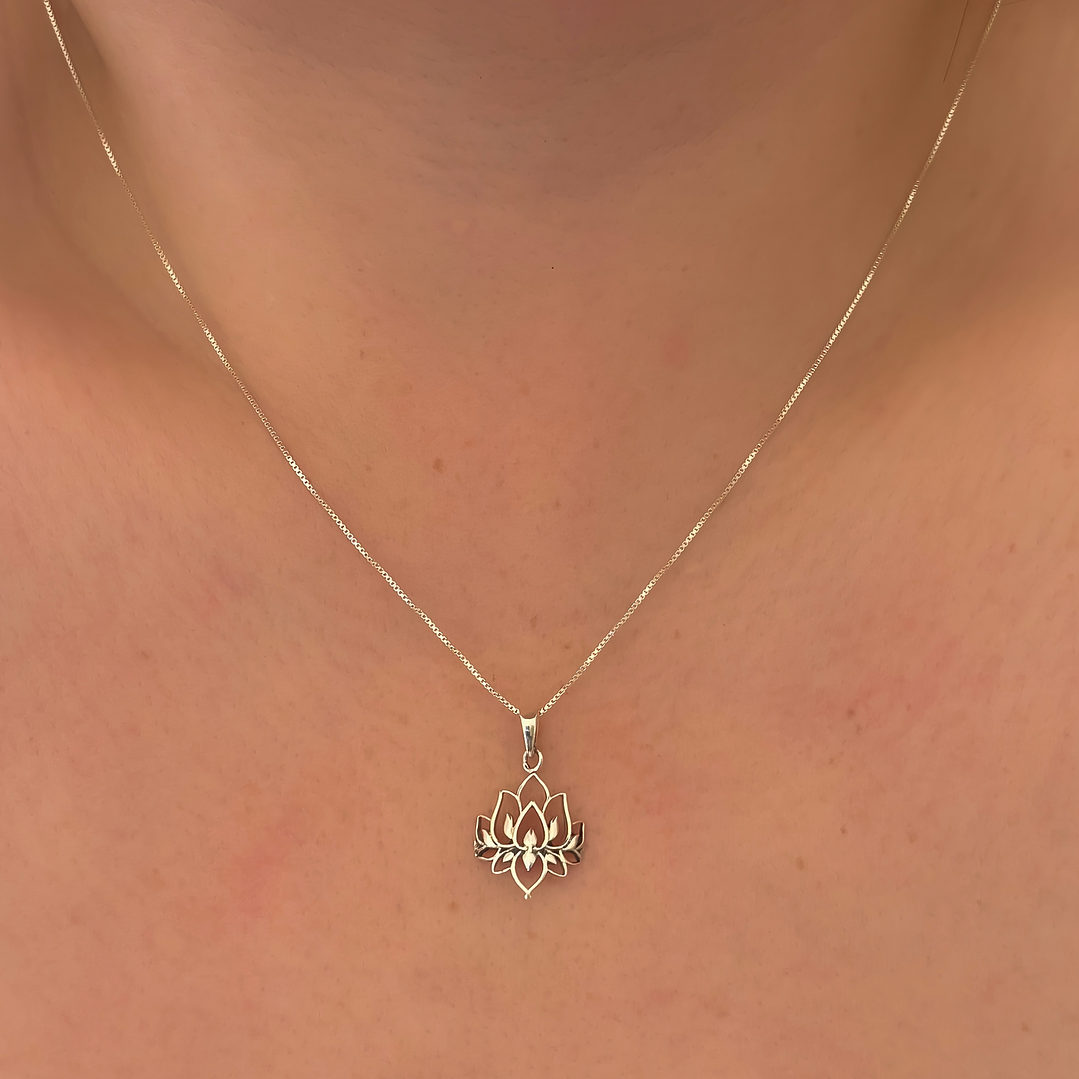 Collar Flor de Loto 1