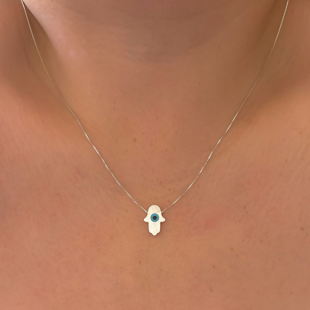 Collar Mano de Fátima y Ojo Turco Nácar  1