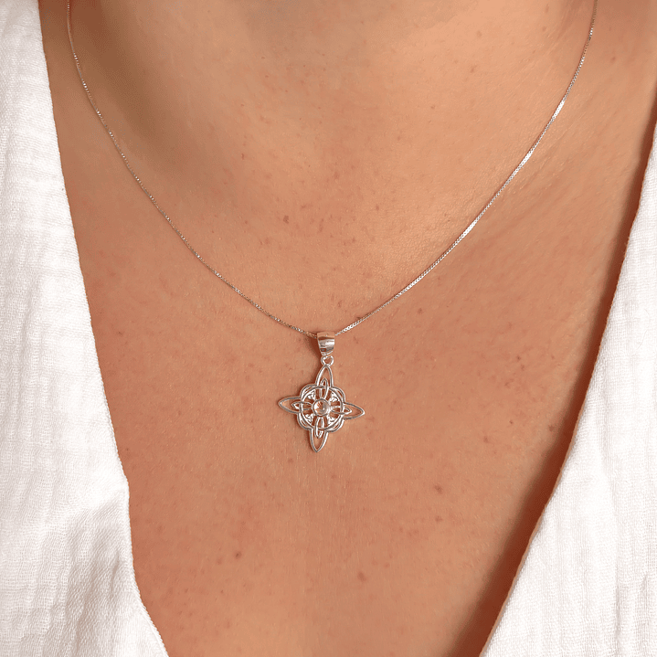 Collar Nudo de Bruja Piedra Luna  1