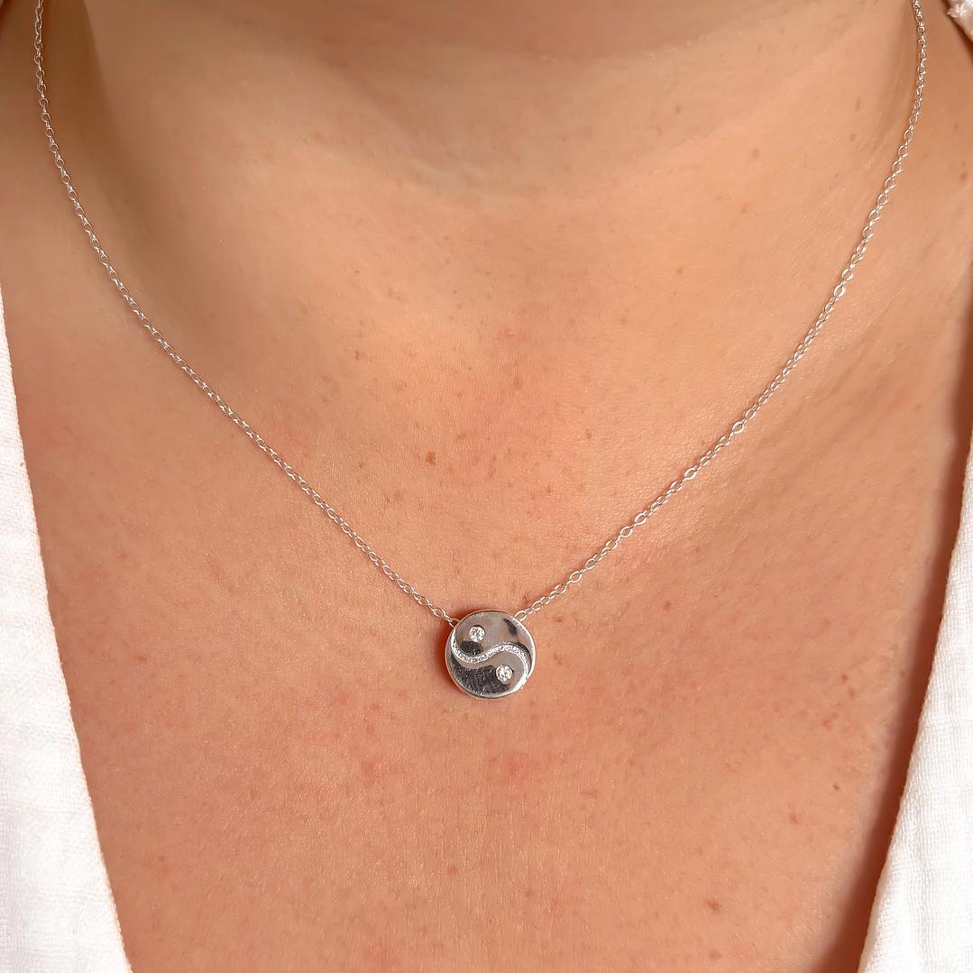 Collar Yin Yang Circones  1