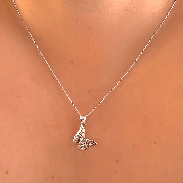 Collar Mariposa Celeste 1