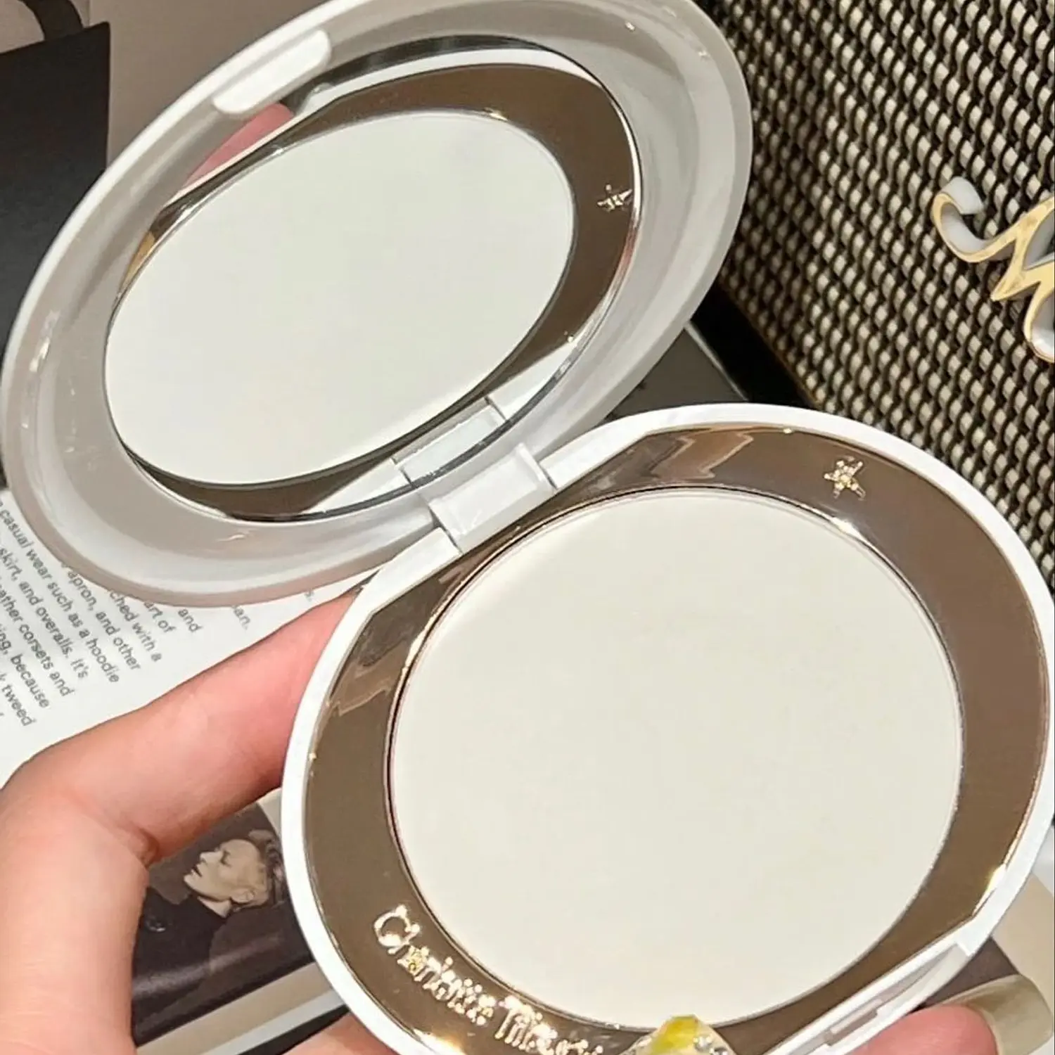 AIRBRUSH BRIGHTENING FLAWLESS FINISH - FAIR- MEDIUM MOYEN 2