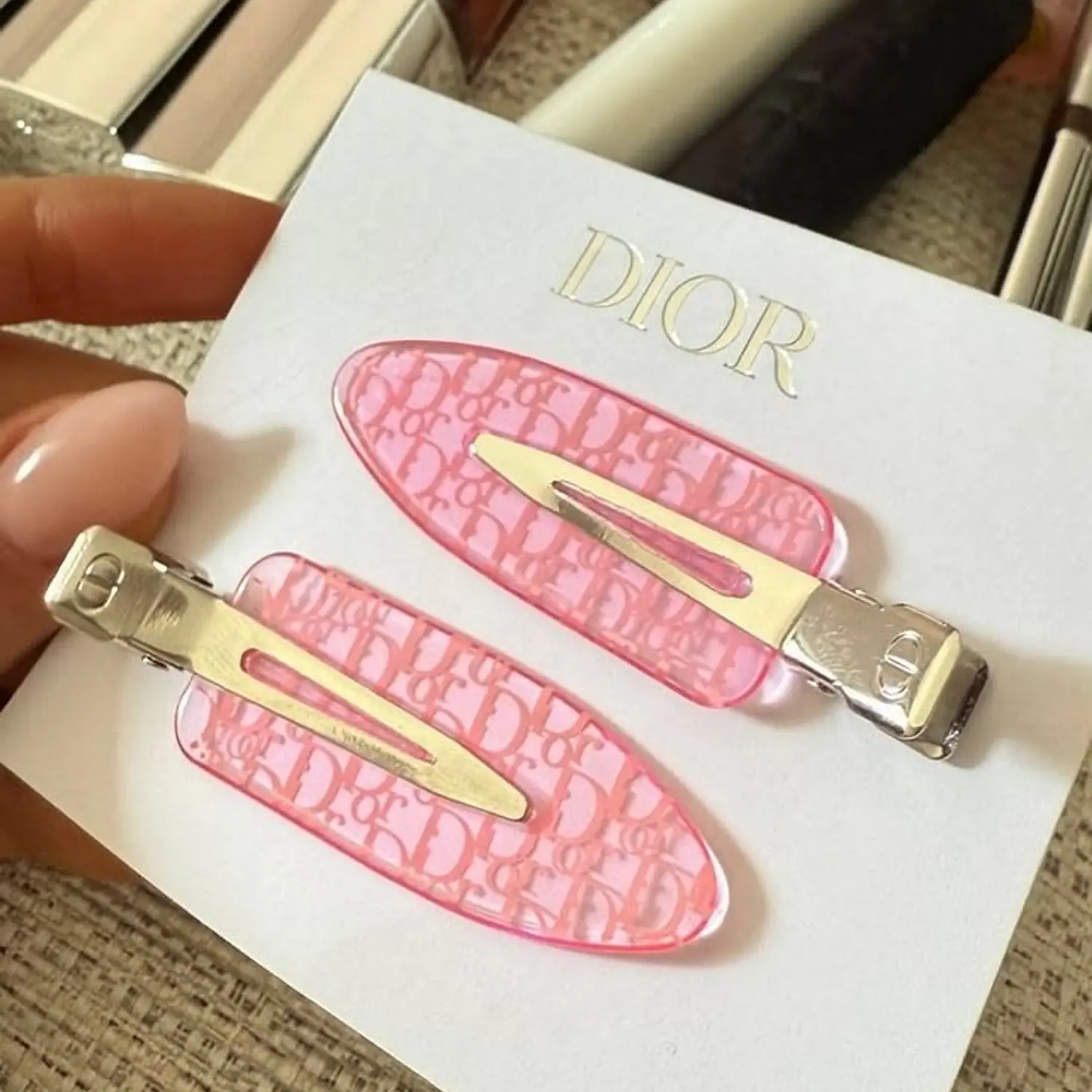 CLICS DIOR 