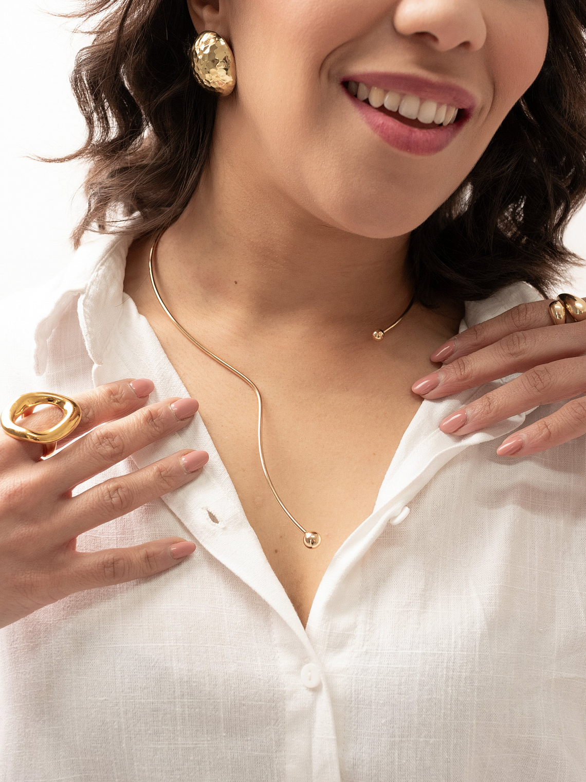 Colar Assimétrico Traço 1