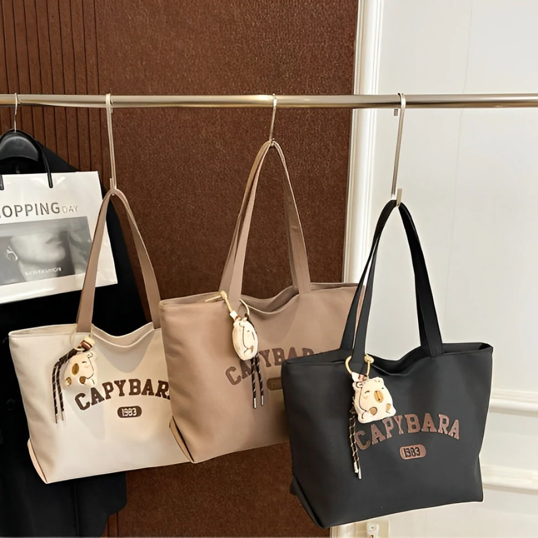 Bolso Diseño Capybara – Ecológico, Reutilizable y Perfecto para Viajes 4