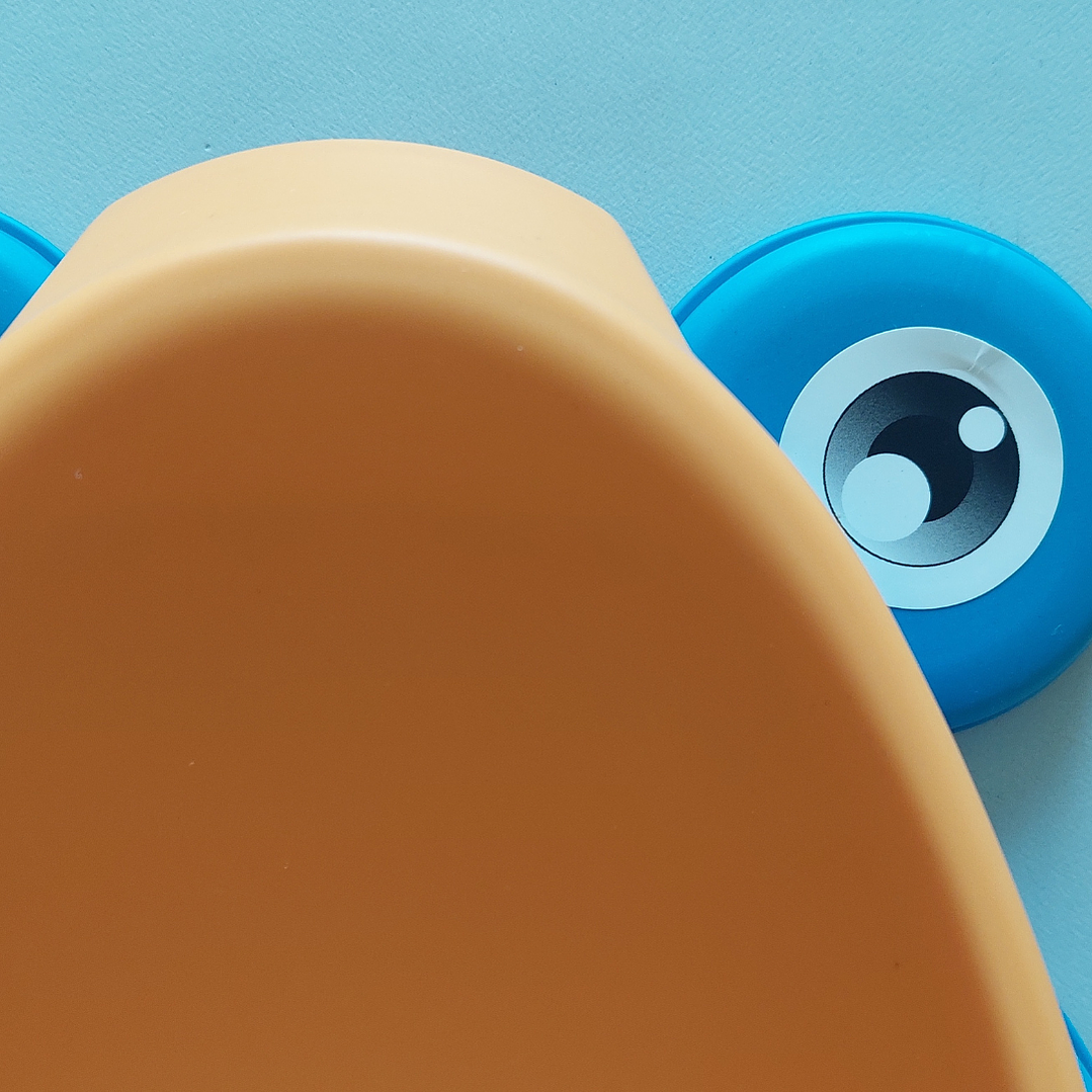 Urinario de Entrenamiento para Niños con Diseño de Ranita – Portátil, Seguro y Fácil de Usar 3