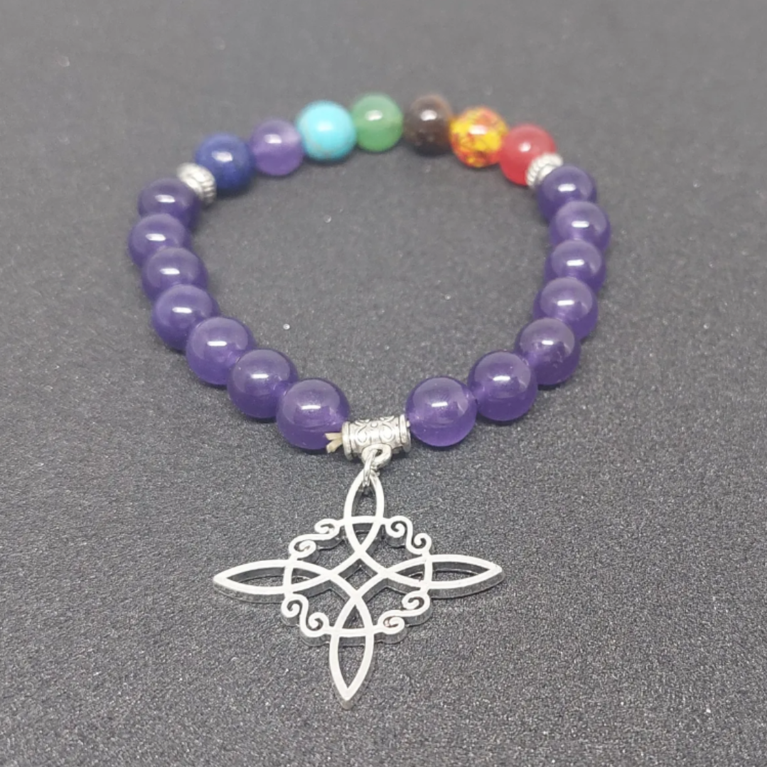 Pulsera de Siete Chakras con Colgante Nudo de Brujas – Energía Positiva y Armonía Espiritual 7