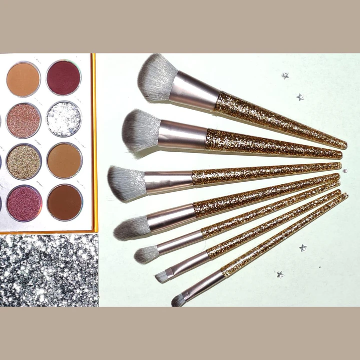 ✨ Set de 7 Brochas de Maquillaje Doradas – Lujo y Precisión en Cada Aplicación ✨- OFERTA 2