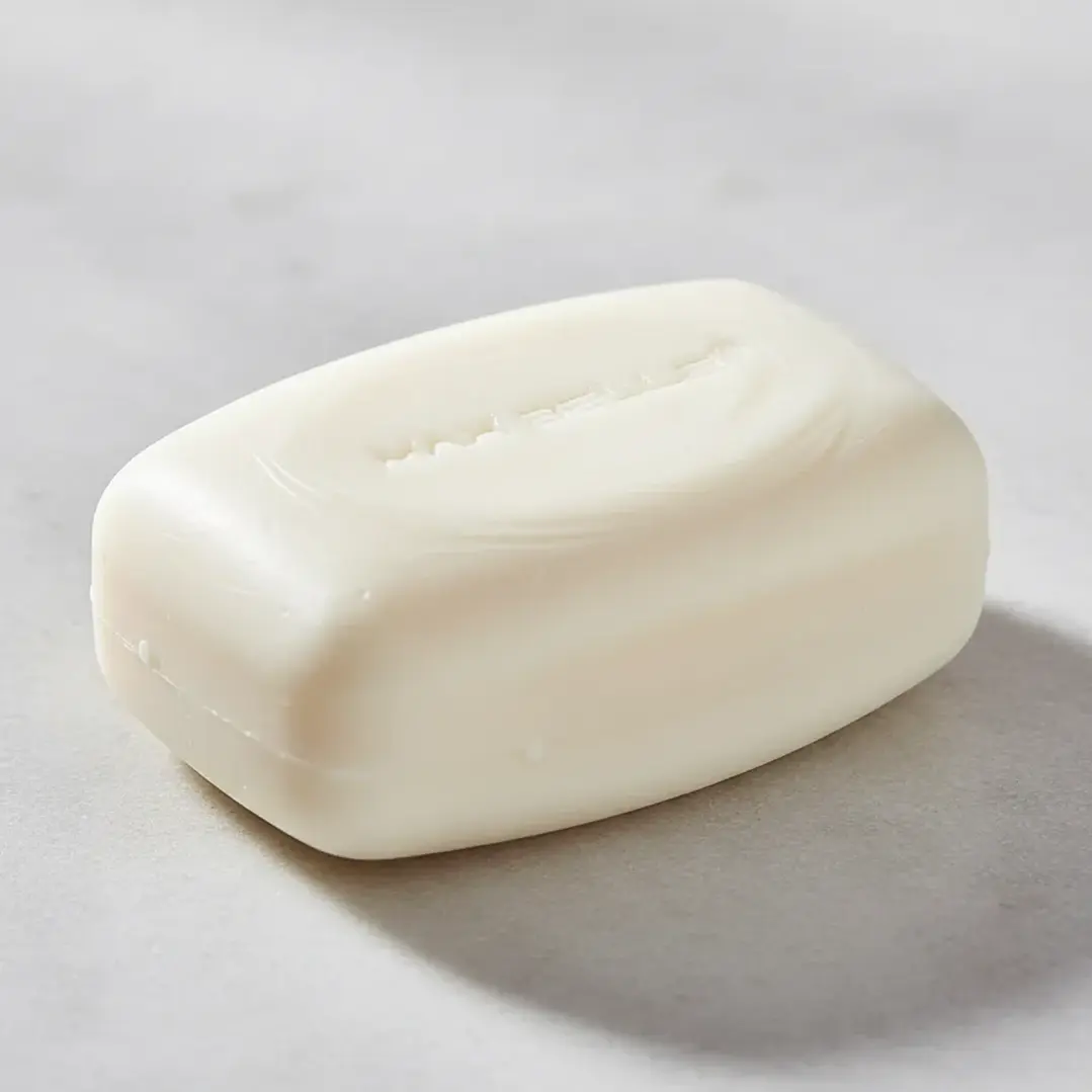 Jabón en Barra Aclarante Purificante con Colágeno y Leche Max Belle- OFERTA 3