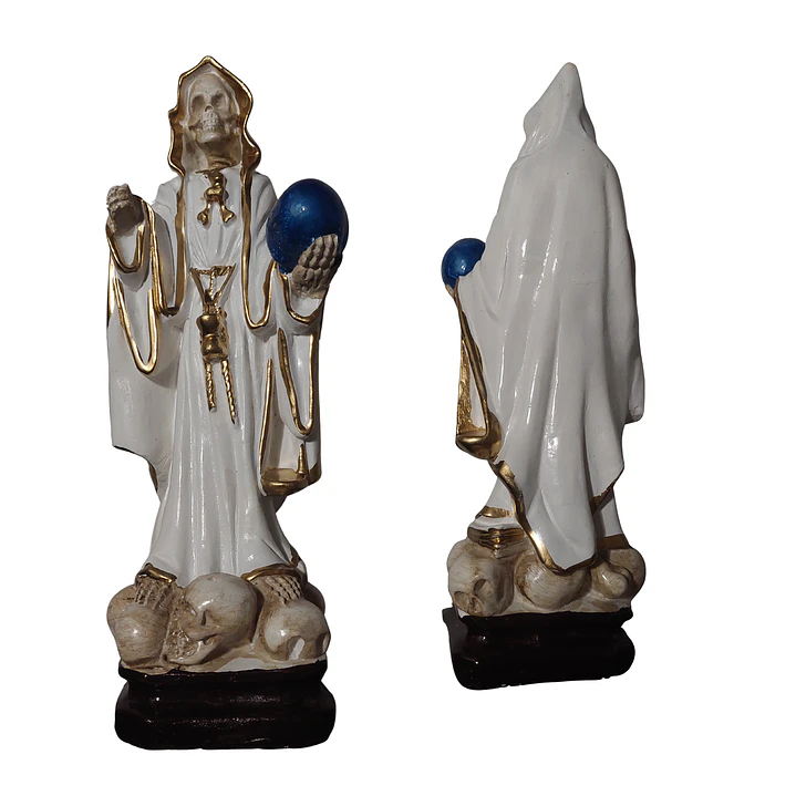 Santa Muerte Blanca 28 cm con Orbe Azul – Figura Decorativa Espiritual 5