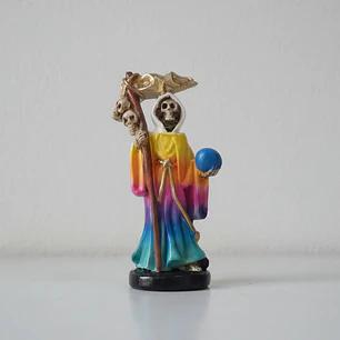 Santa Muerte Multicolor 12 cm – Figura Decorativa Espiritual