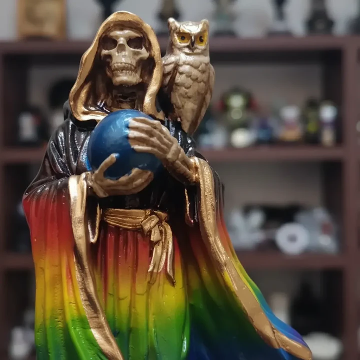 Santa Muerte 7 Potencias Multicolor con Búho 22 cm – Figura Decorativa Espiritual 3