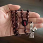 Rosario / Collar de la Santa Muerte en Madera y Dije Metálico - Miniatura 5