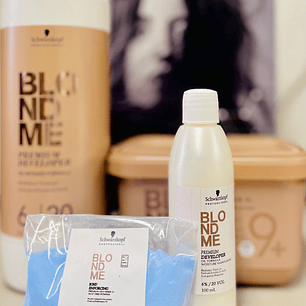 Kit: Decolorante blondme Schwarzkopf 60 GR y Oxigenta blondme 100 Ml ( Porcionado )