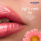 Lip Gloss Brillo Labial roll-on de fresa y plátano 3