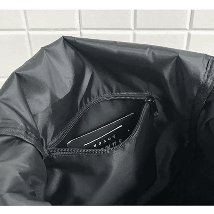 Mochila Urbana Negra Porta Notebook Hebilla Unisex 13