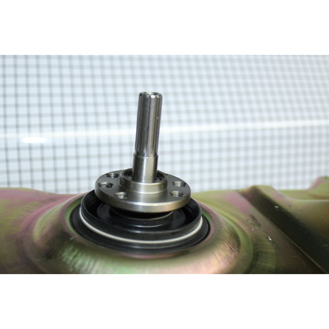 Transmision Cuello Bajo Lavadora Electrolux CR440209 4