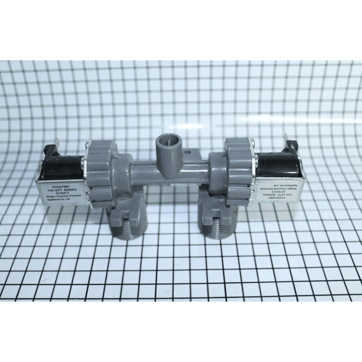 Válvula Doble Lavadora Electrolux FCD270B1 CR441064 4