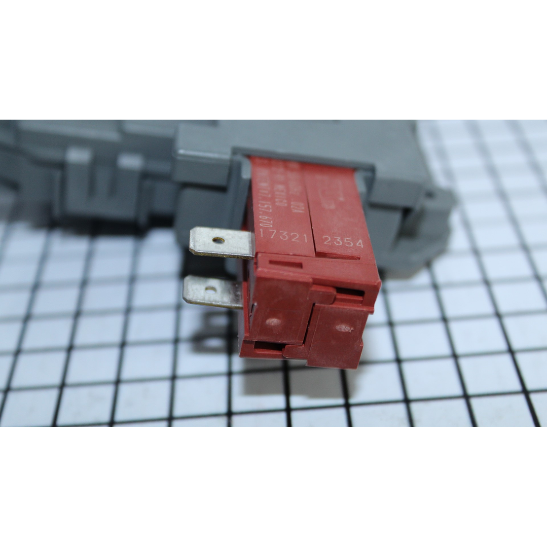 Interruptor Puerta Lavadora Electrolux (131763202) 2