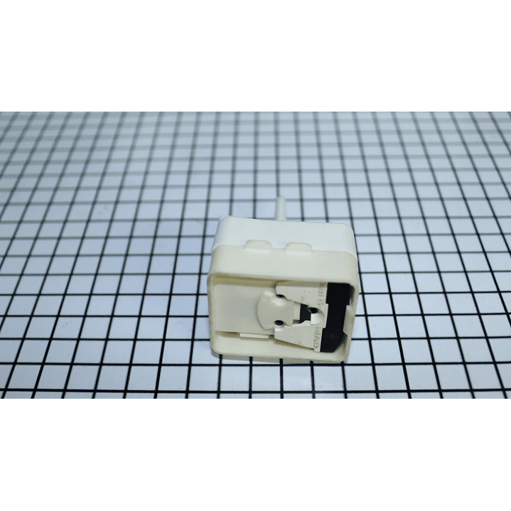 Protector Térmico Capacitor Nevera CR440764 2