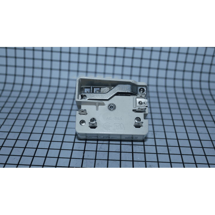 Interruptor Superficie Pequeña Estufa Frigidaire 316436000 CR441281 1