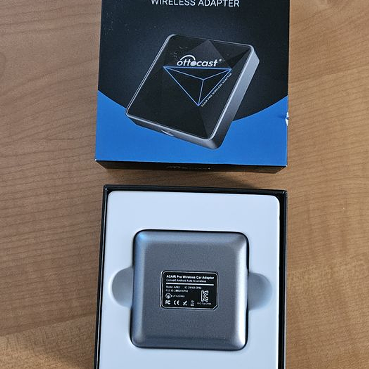 Adaptador Carplay Ottocast A2 Air Pro 2
