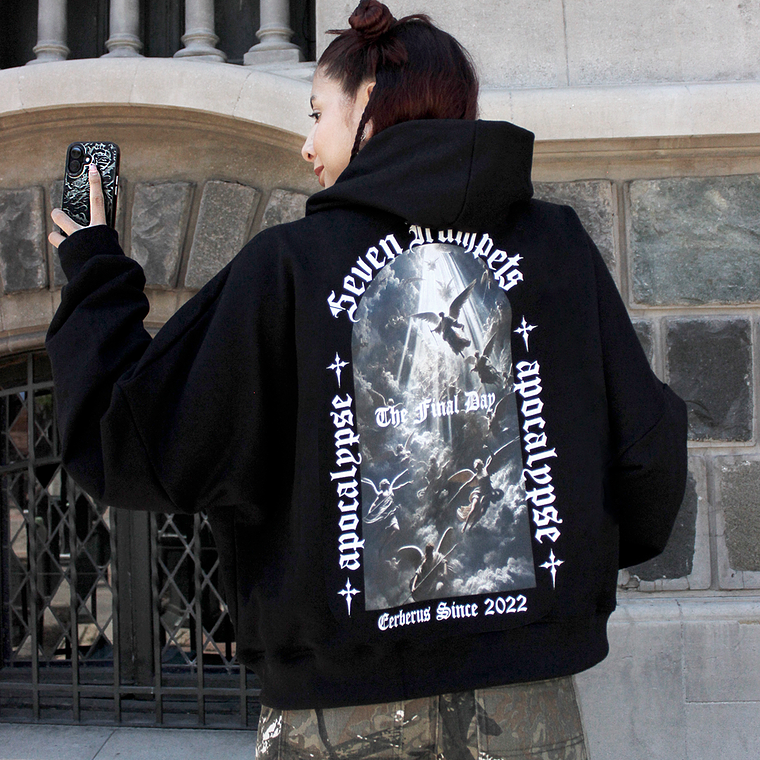 Hoodie Boxy Fit - Regular Fit - Seven Trumpets  | Streetwear Chile 1