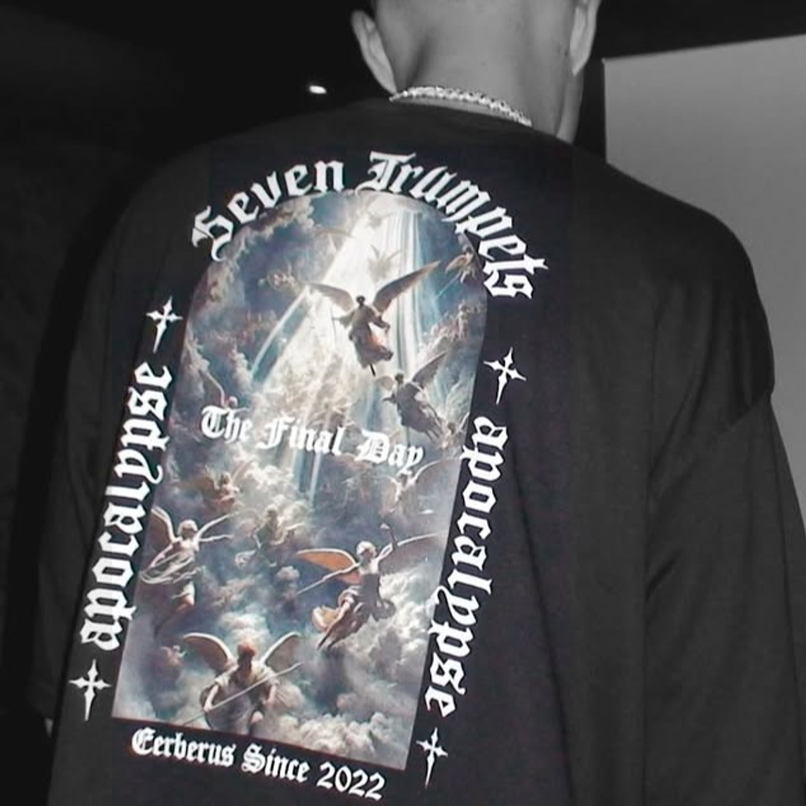 Poleras Seven Trumpets se acerca el fin del mundo 1