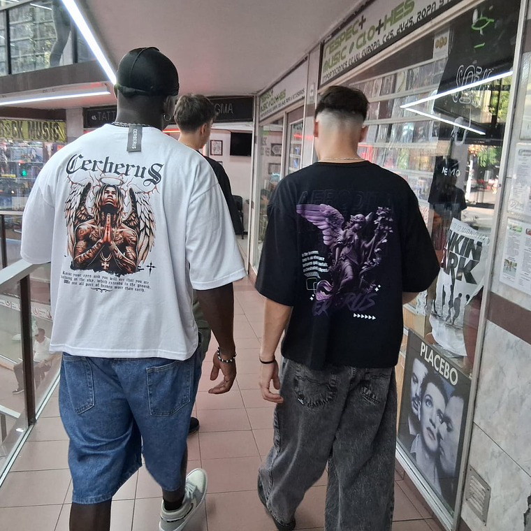 Polera Streetwear  Afrodita Mitologia 5