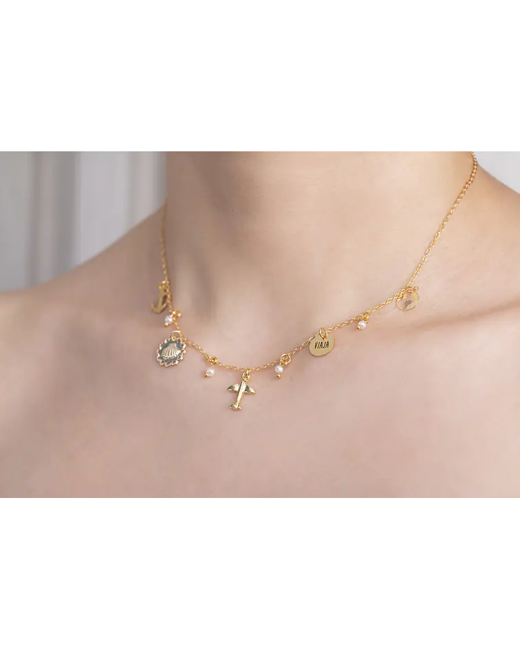 Cadenas Esenciales: Wanderlust
