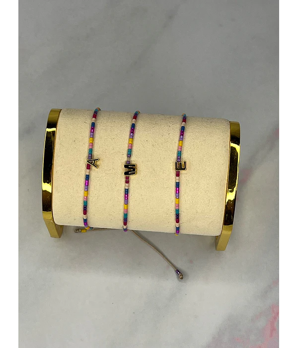 Pulseras Iniciales en hilo de Miyuki Colores