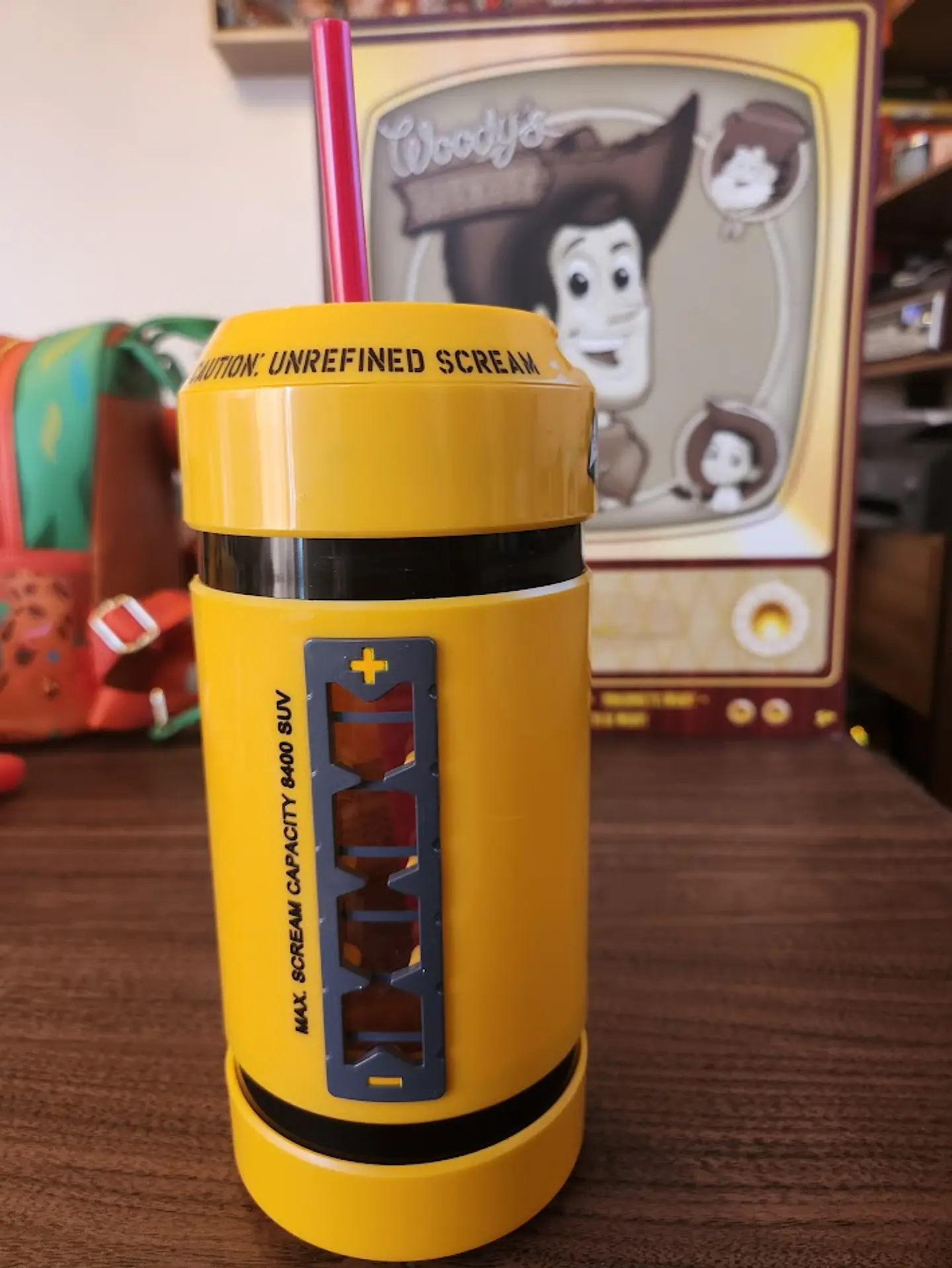 Botella Monster Inc Pixar Gritos Disney Parks 1
