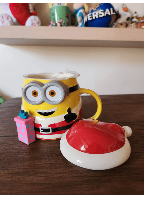Taza cerámica con tapa minions. Universal Studios 