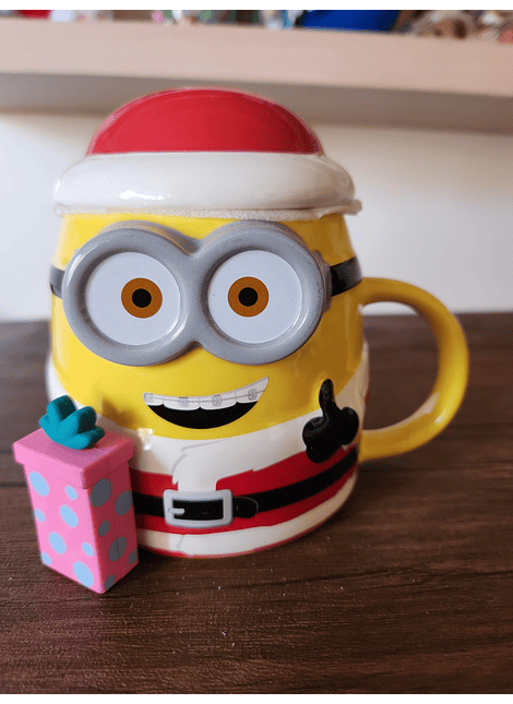 Taza cerámica con tapa minions. Universal Studios 