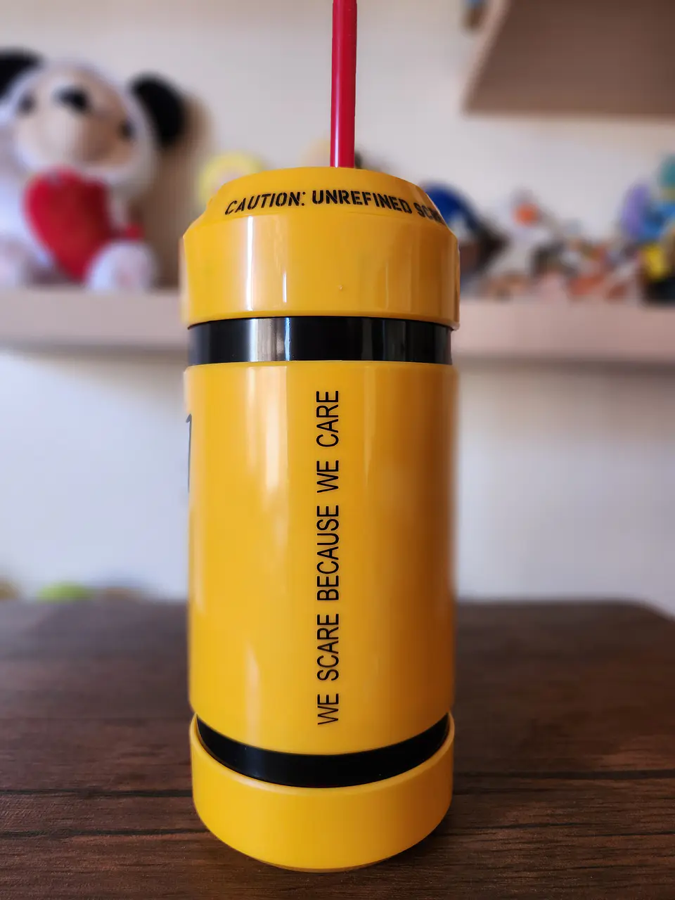 Botella Monster Inc Pixar Gritos Disney Parks 3