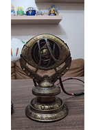 Replica ojo de agamotto, gema del tiempo, Marvel. Disney parks