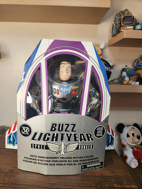 Buzz Lightyear 30 aniversario. Disney parks