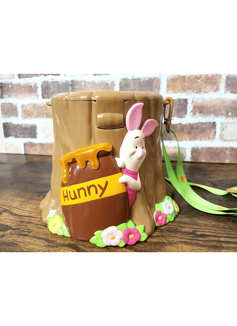 Bucket/Palomera Winnie the pooh. Disney Parks 
