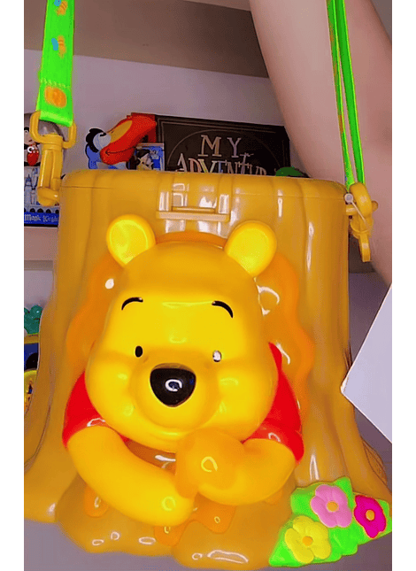 Bucket/Palomera Winnie the pooh. Disney Parks 